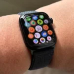 Smartwatch Android vs Apple Watch Mana Lebih Worth It?