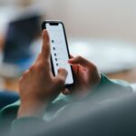 HP Android dan iPhone Harus Sering Di-restart, Ini Saran dari NSA Lho!